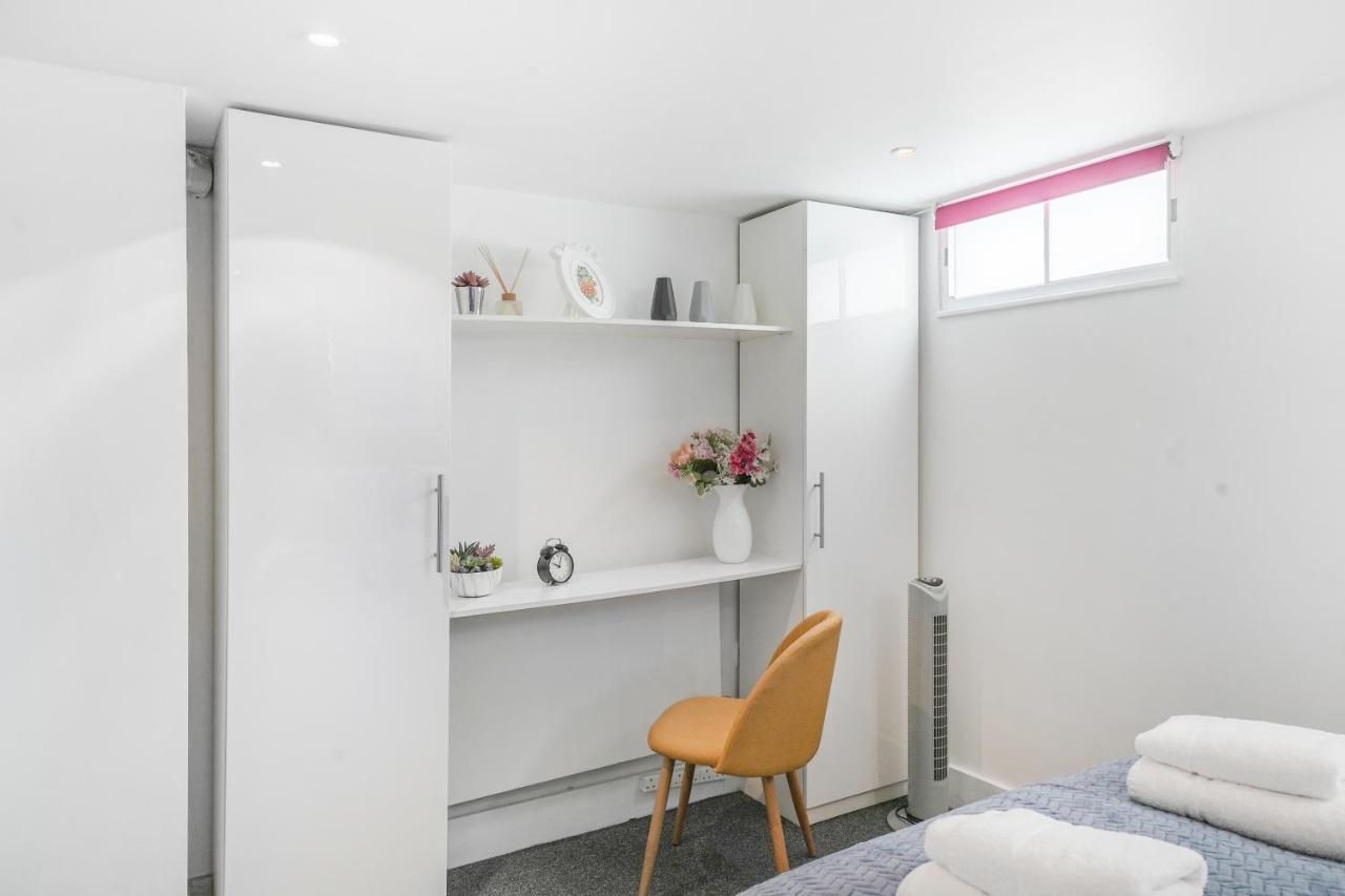 Spacious 2 Bedroom Apartment In Camden 런던 외부 사진